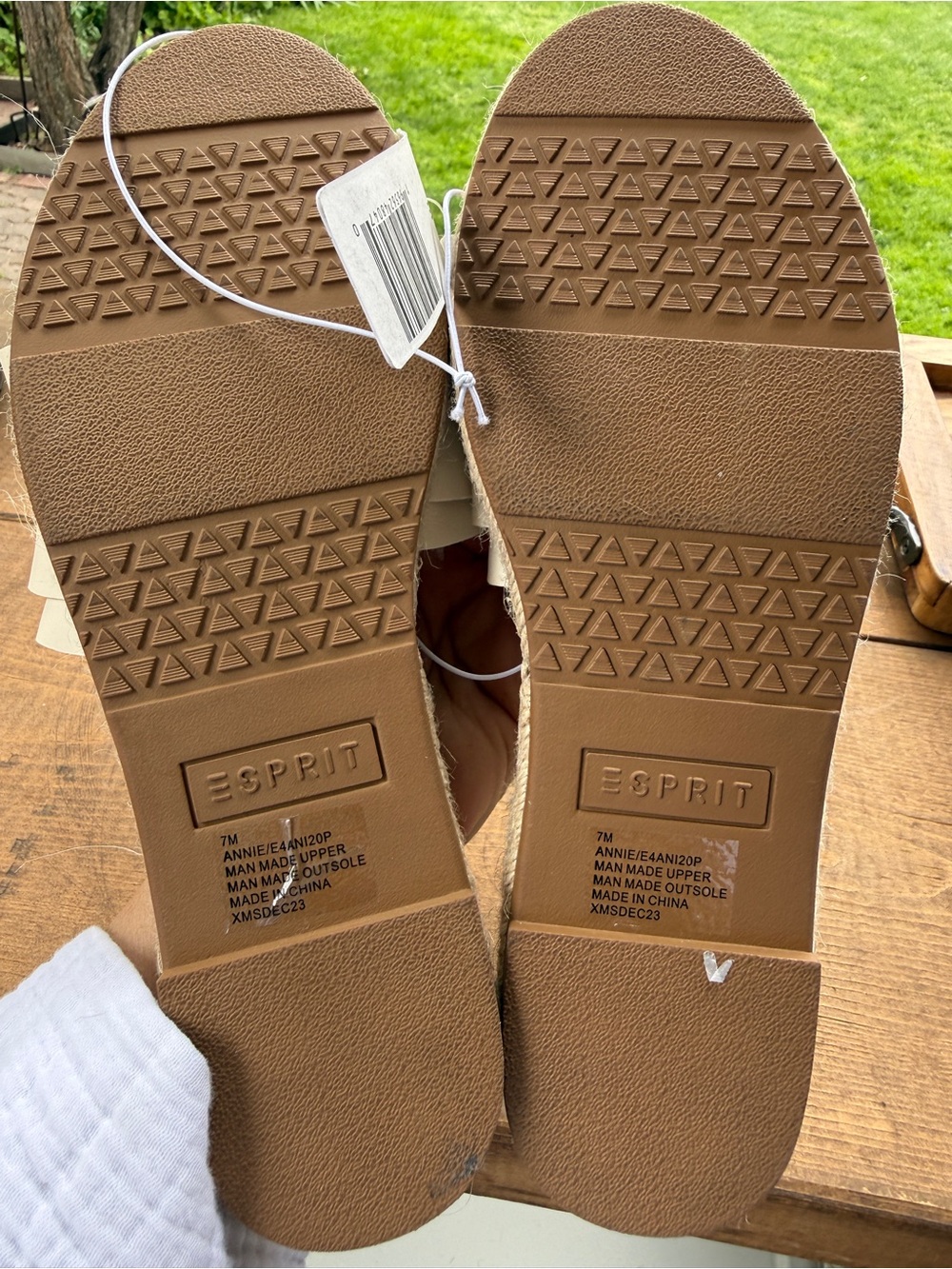 Esprit Off-White Ruffle Espadrille Slide Sandals - Picture 7 of 8